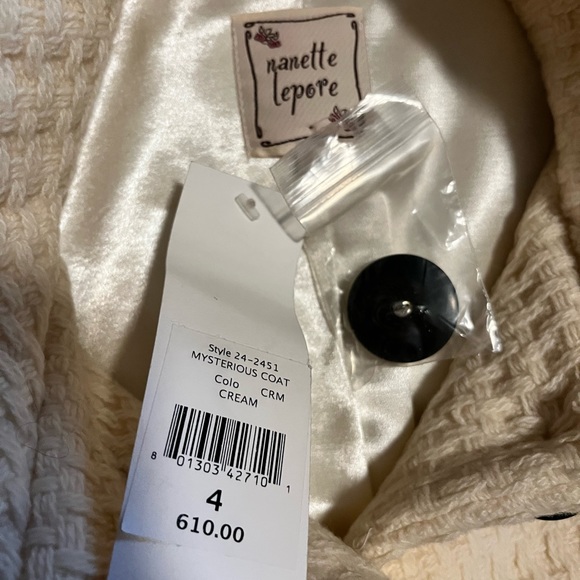 Nenette Lepore Mysterious Coat. - Picture 7 of 8